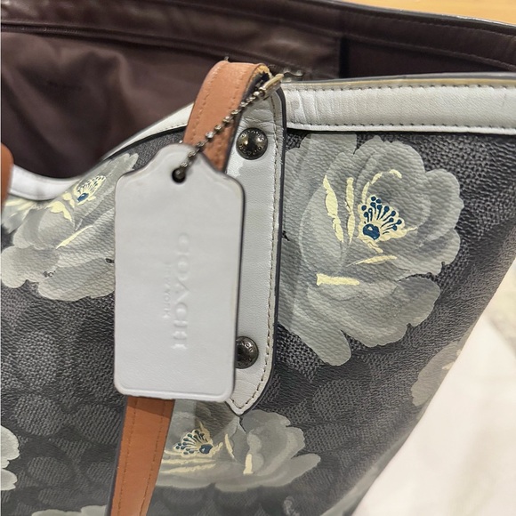 ****** SOLD - Picture 7 of 15